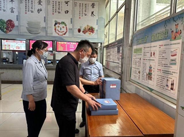 孫華同志深入一線開展督導檢查 筑牢食品安全防線 提升營養健康服務